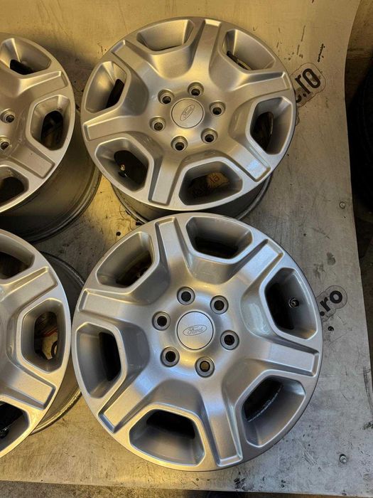 Super Set Jante Ford Ranger R17 ET55  PCD 6X139,7