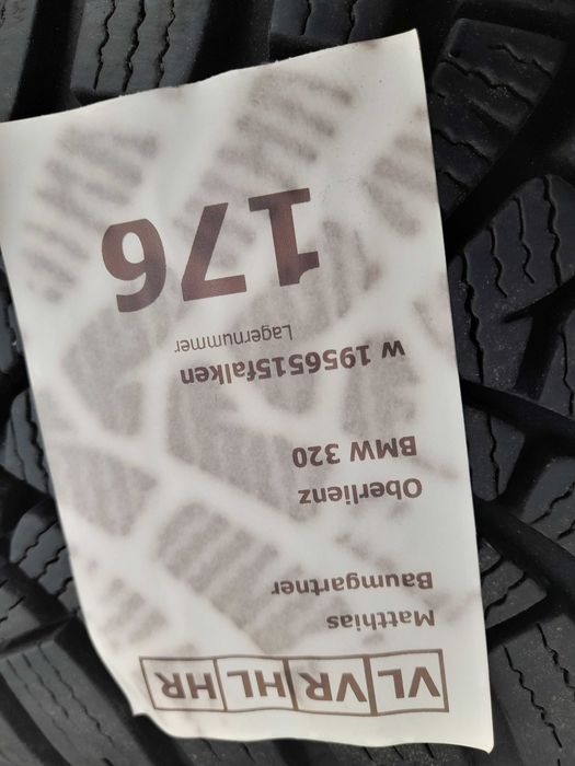 Продава оригинални алуминиеви джанти с гуми,BMW,15 цола