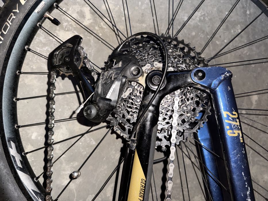 Bicicleta electrica Raymon FULL