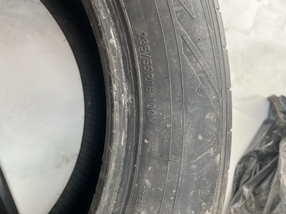 Продам шины 235/55/18