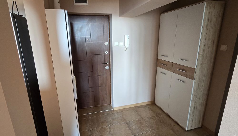 Продава се Двустаен апартамент в Бургас, Лазур - 64 кв.м за 2579 €/кв.м - Снимка #6