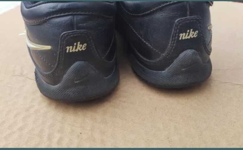 Кроссовки "nike"  Оригинал
Размер 39