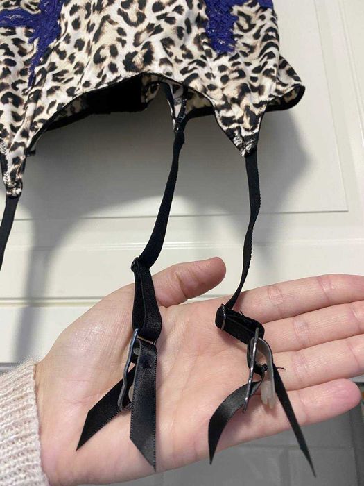 Yamamay бельо за жартиери