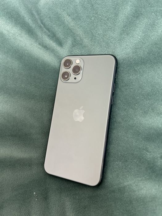 Продам Iphone 11 pro