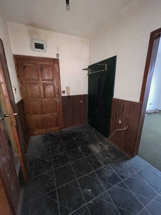 Продава се Тристаен апартамент в Пловдив, Кючук Париж - 67 кв.м за 1568 €/кв.м - Снимка #2