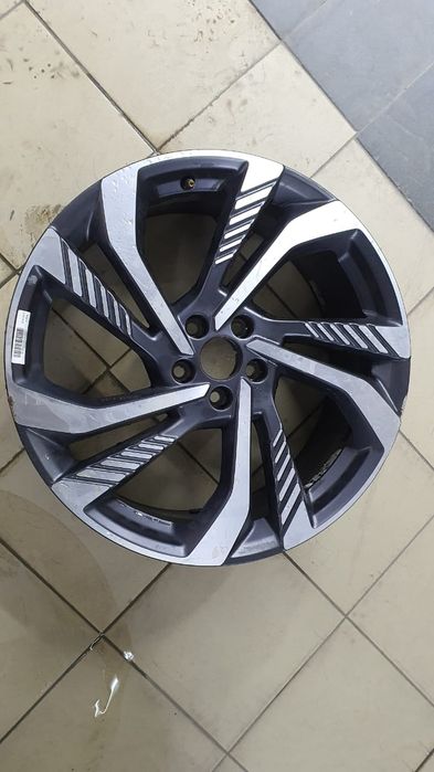 Диски R20 Geely Monjaro