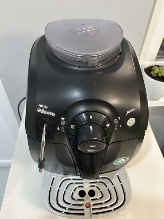 Кафе машина на Philips saeco