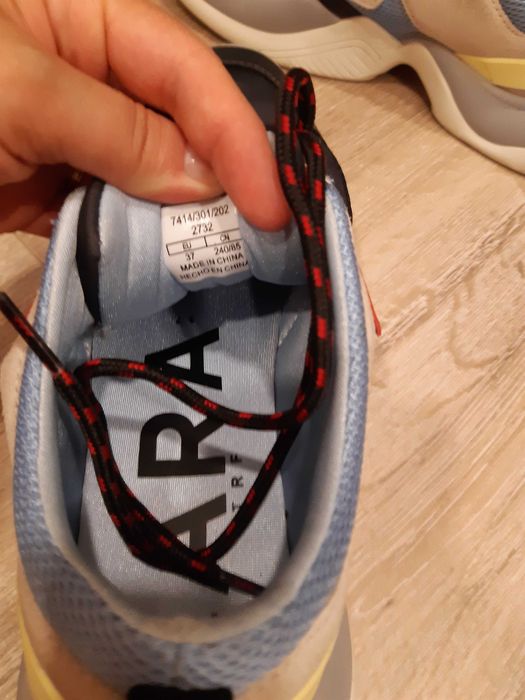 Adidași damă Zara