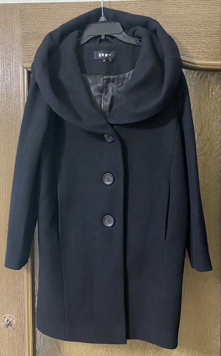 Полупальто женское DKNY, размер S