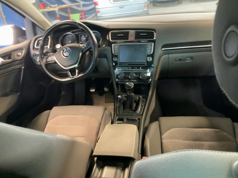 Volkswagen Golf VII 2.0 TDI Highline BlueMotion Tech 2013
