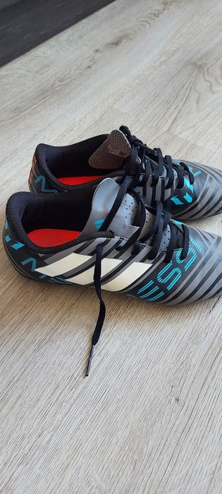 Футболни обувки намалени