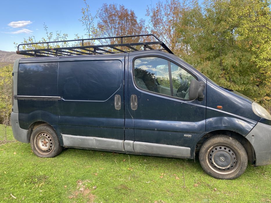 Опер Виваро 1.9 2004г колата се продава на части