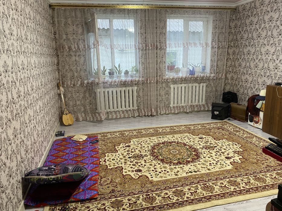 Тез арада жер үй сатылады