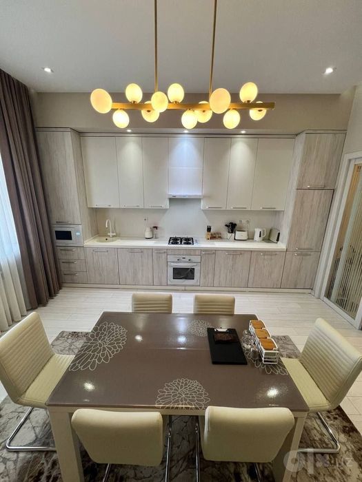 5-комнатная квартира 184 м², Мирабадский район, 7 этаж