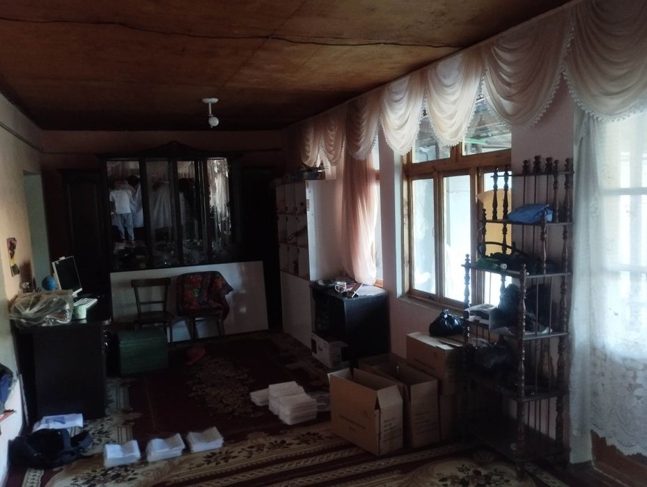 Uy sotiladi yer hisobida