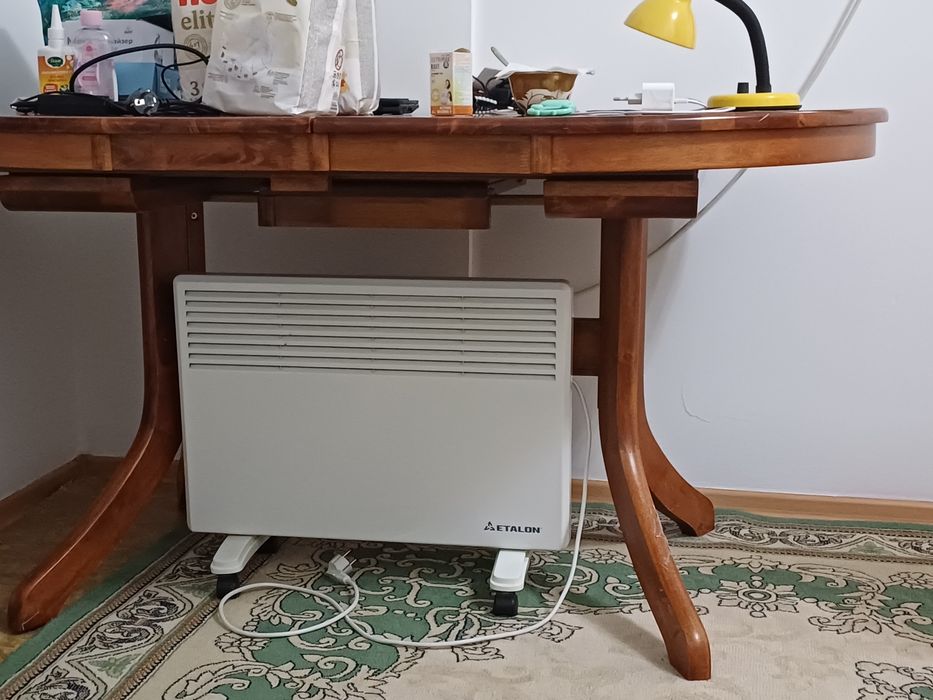 Продам стол дуб б/у