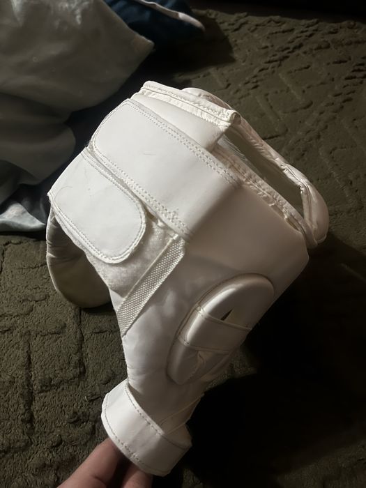 Любительский боксерский шлем адидас 11к