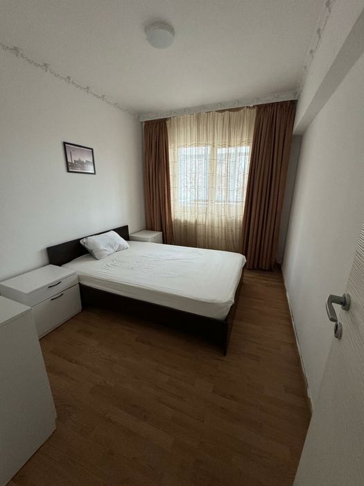 Inchiriez apartament 4 camere