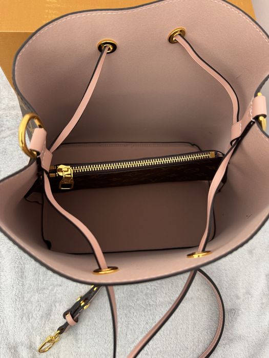 Чанта Louis Vuitton