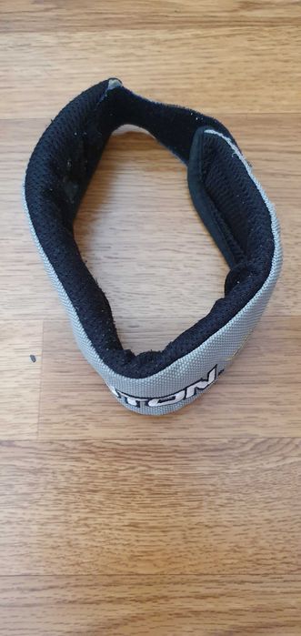 Нагрудник хоккейный