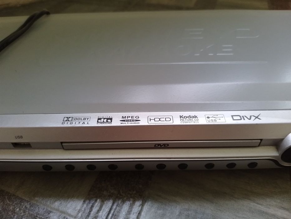 DVD проигрыватель
