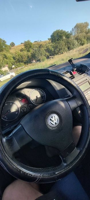 Volkswagen Golf 5 | 2005 | 1.6 MPI 102cp Benzină | Stare Impecabila !