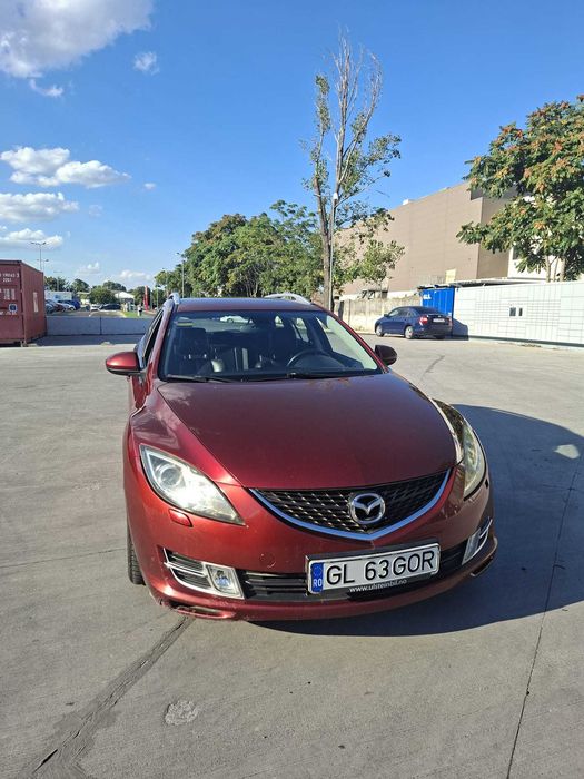 Vând Mazda 6, motor diesel 2.2 de 180 cp, cutie manuală 6 trepte, culoare roșu