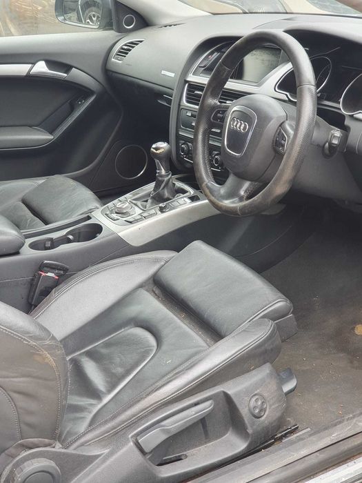 Dezmembrez Audi A5 8T 1.8 T FSI 2009