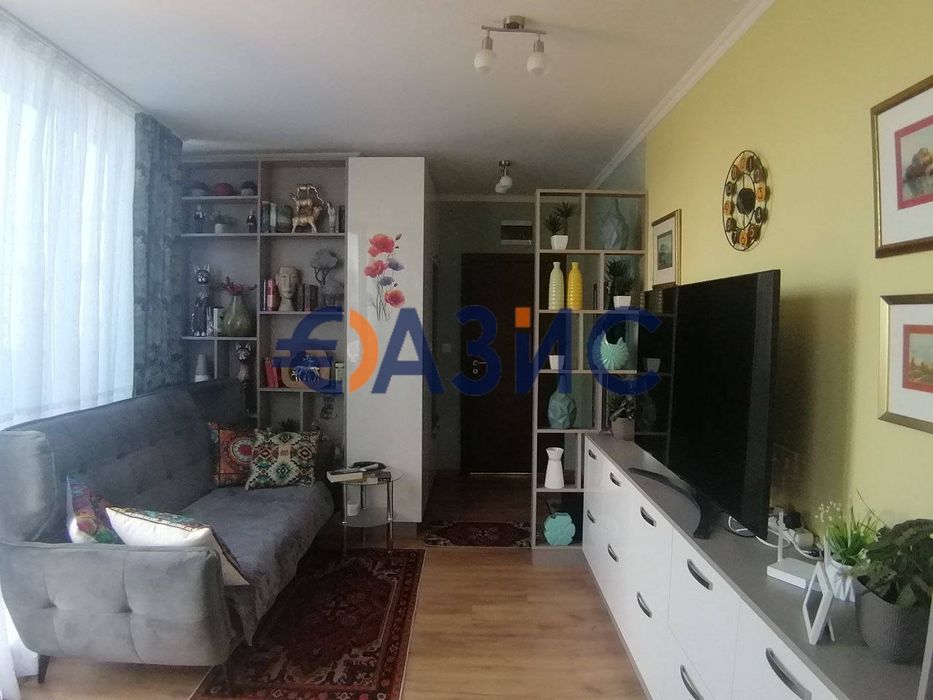 Продава се Тристаен апартамент в к.к. Слънчев бряг - 115 кв.м за 1435 €/кв.м - Снимка #3