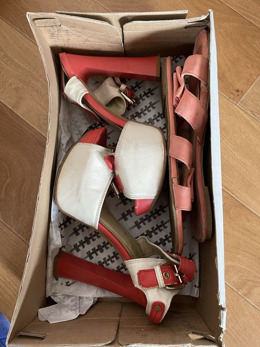 Женская обувь. 1000тг.