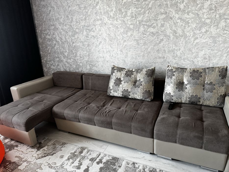 Продам диван 3 метра
