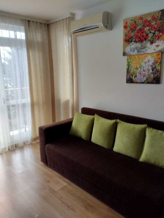 Продава се Тристаен апартамент в Бяла - 84 кв.м за 929 €/кв.м - Снимка #2