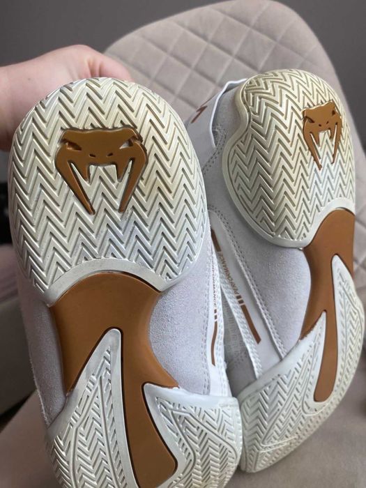 Încălțăminte de box Venum Elite Boxing white/gold