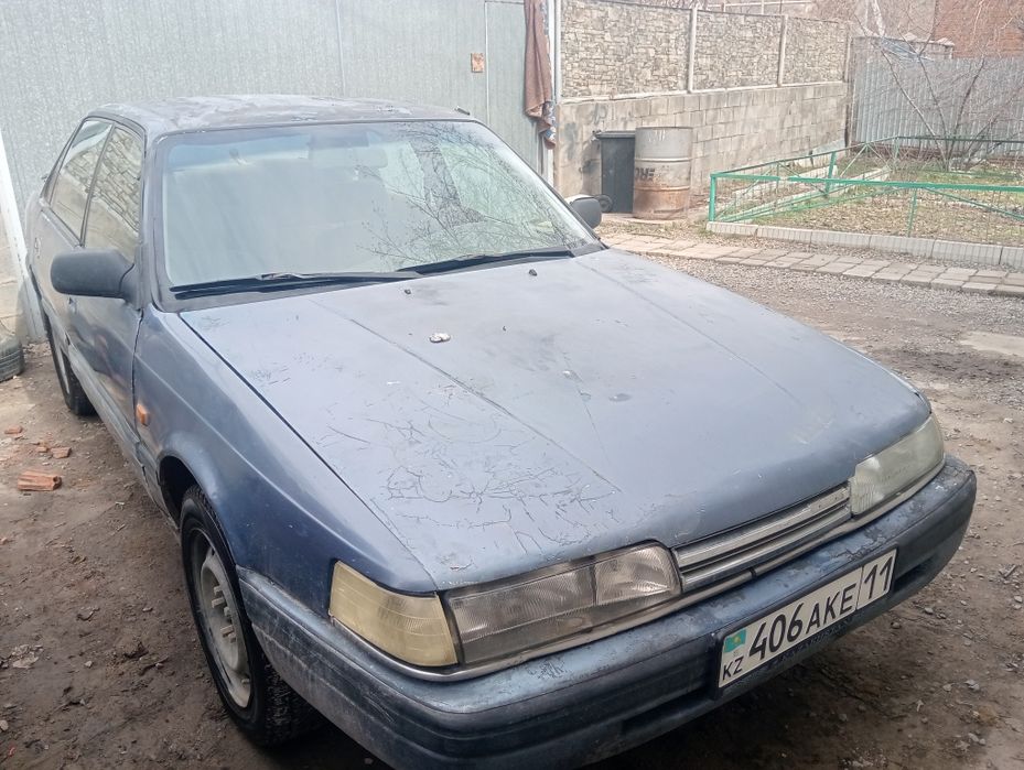 Продам автомобиль мазда626