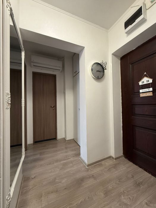 Vand apartament 2 camere