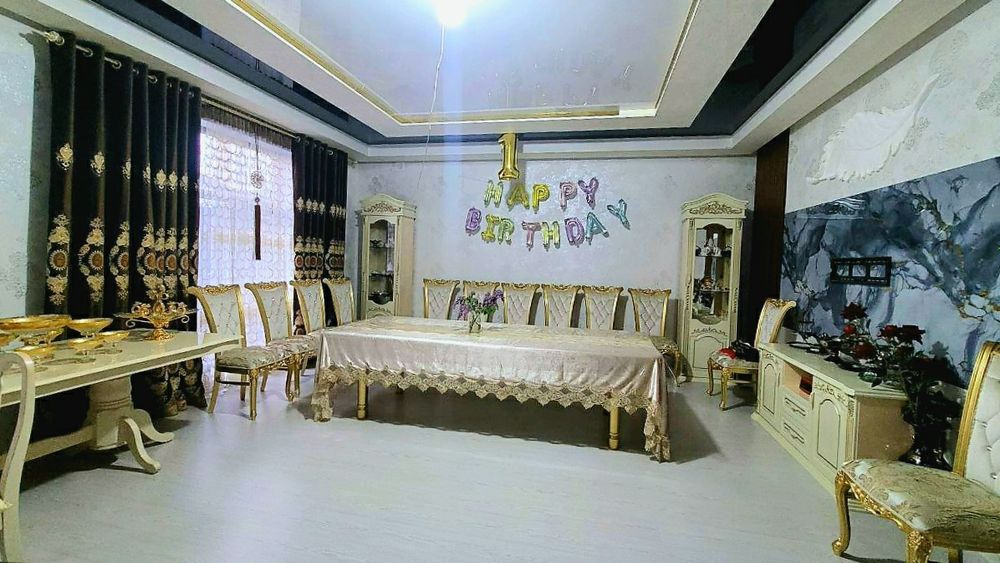 2 qavatli xovli Tanhause,  podval, remontlari bilan,