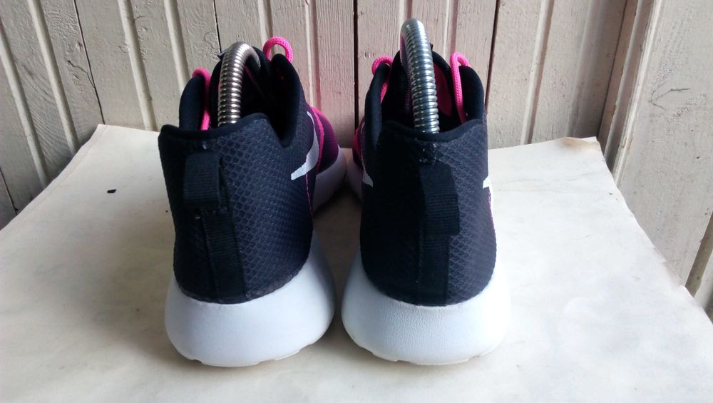''Nike Roshe Run Flight Weight''оригинални маратонки 37.5 номер