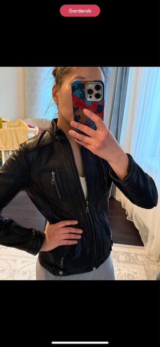 Кожанная куртка DKNY