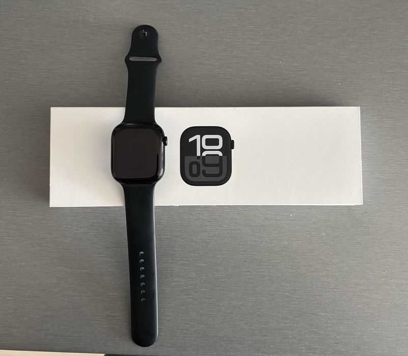 *НОВ* Apple Watch Series 10 46mm 100%BHТОП СЪСТОЯНИЕ!