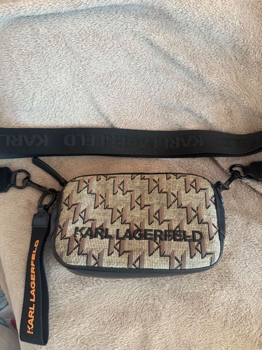 Оригинални чанти Furla , Lui Jo