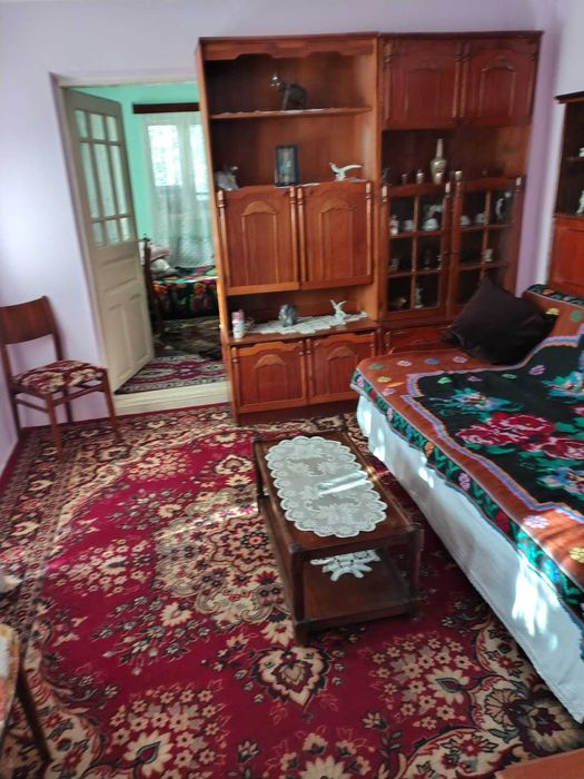 Casa si teren intravilan 3700mp in comuna Singureni, Giurgiu