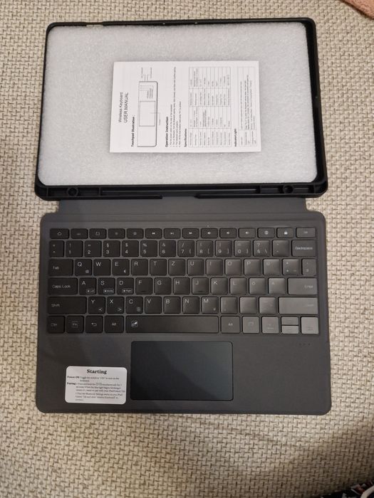 Husa + tastatura bluetooth Samsung Galaxy Tab S9+/S9+ FE - Brasov
