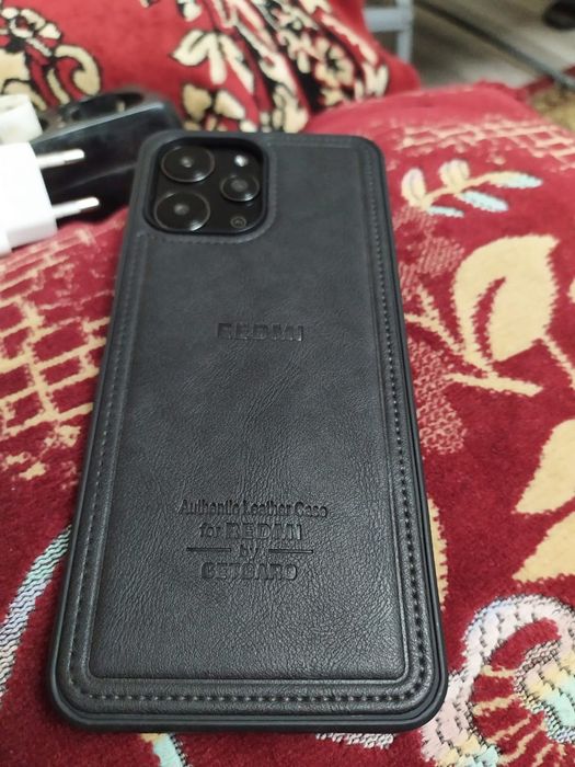 Продам телефон Redmi 12 256 g 4 G