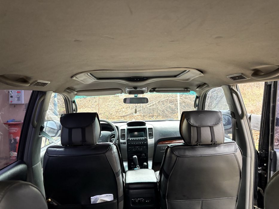 Toyota land cruser 120