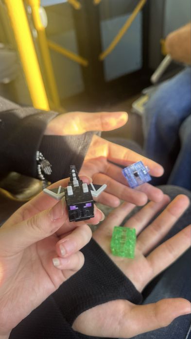 Киндерджой майнкрафт