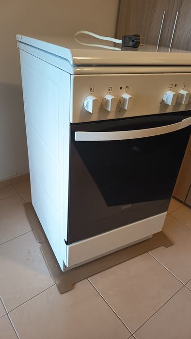 Продвам Печка ZANUSSI