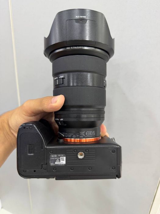 Sony A7S III + Sony 24-70mm F2.8 GM II (2-pokoleniya) | Ideal holat
