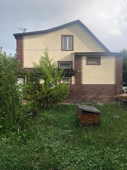 Дом кирпичный два уровня