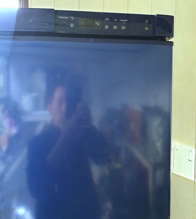 Холодильник продам