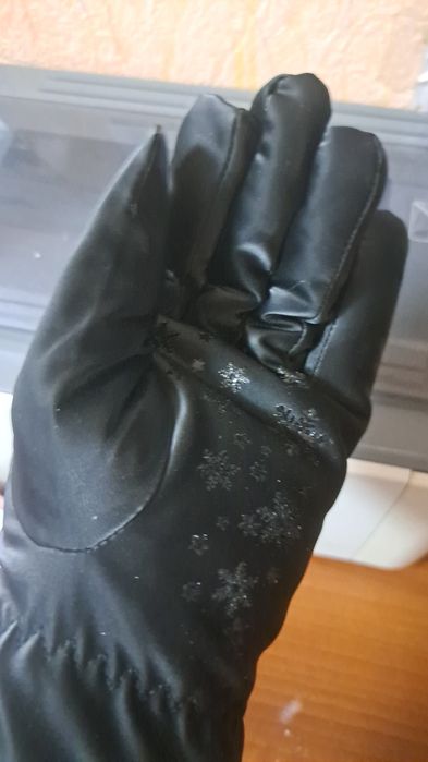 Женские аксессуары перчатки новые на нежный рук